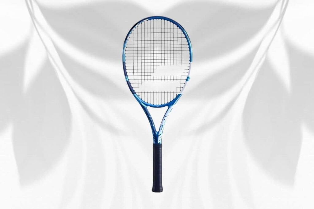 Babolat EVO Drive Tour with an abstract background.