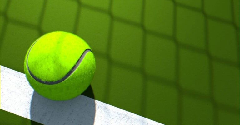 Featured image for benefits of playing tennis.