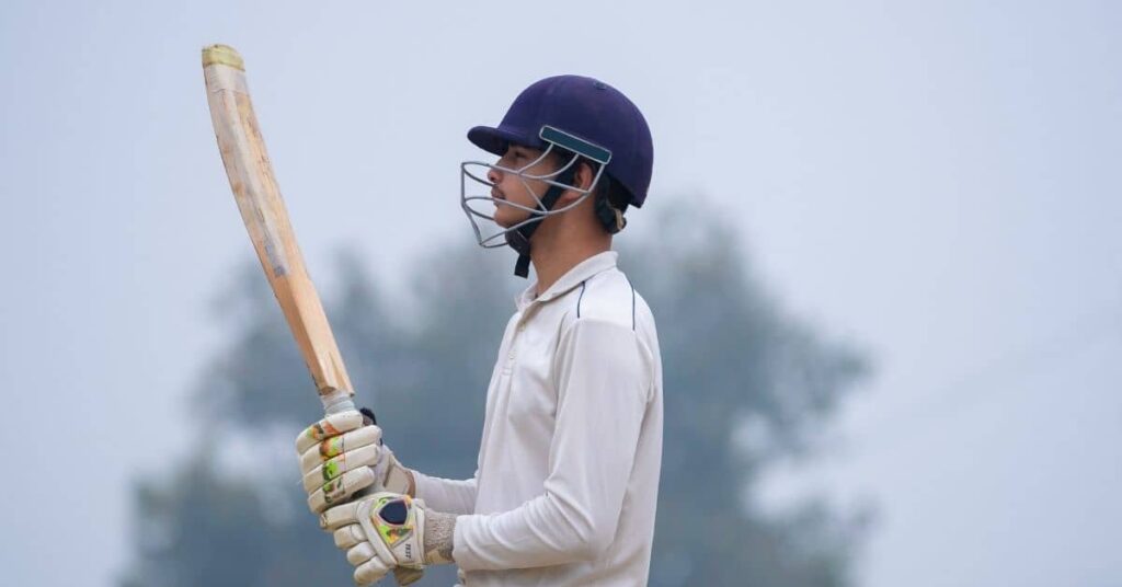 Featured image for 10 best cricket bats.
