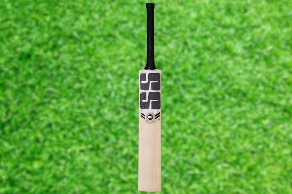 SS Ton limited edition is displayed against a grass background.